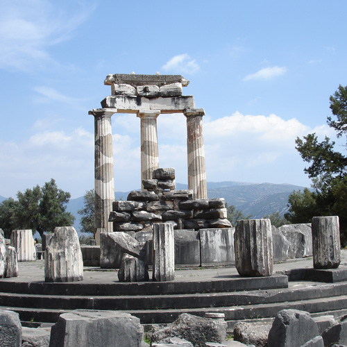 Delphi Centre of the Earth